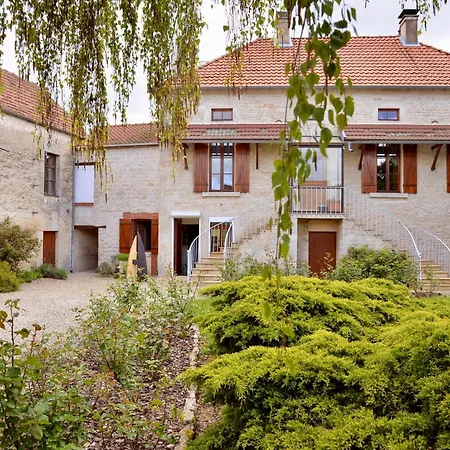 Le Concept-Studio Perrigny-sur-Armancon Exterior photo